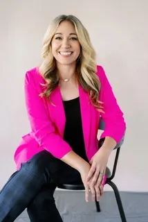 Christy Napolitano-Wernau Headshot